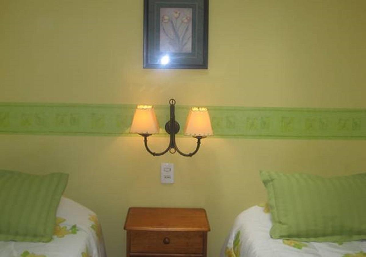 Hostal South Wind I ปวยร์โตนาตาเลส ภายนอก รูปภาพ